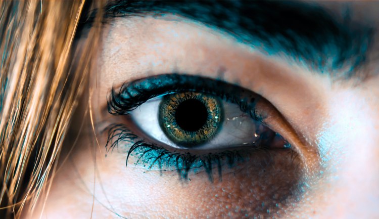 8 Beautiful Quotes Proving that the Eyes Are the Mirror of the Soul 