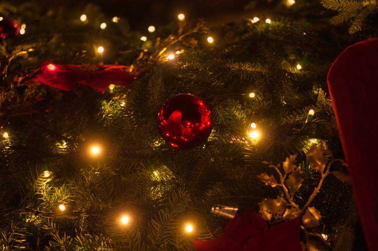 Personality Quiz: What Christmas Ornament Are You?